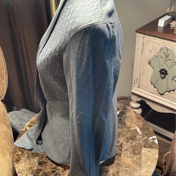 Light Gray Basket Weave Cardigan - Picture 2 of 6